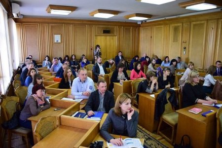 Інновації у дії: в Івано-Франківську обговорили використання інформаційних технологій у сфері комунікації